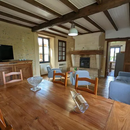 Casa de Campo Maison Spacieuse Avec Piscine Chauffee, Jardin Clos, Terrasses, Cheminee, Et Equipements Bebe Inclus. - Fr-1-653-183