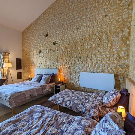 Maison Spacieuse Avec Piscine Chauffee, Jardin Clos, Terrasses, Cheminee, Et Equipements Bebe Inclus. - Fr-1-653-183 Pereuil