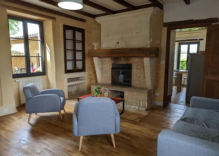 بيت للعطل Maison Spacieuse Avec Piscine Chauffee, Jardin Clos, Terrasses, Cheminee, Et Equipements Bebe Inclus. - Fr-1-653-183 Pereuil